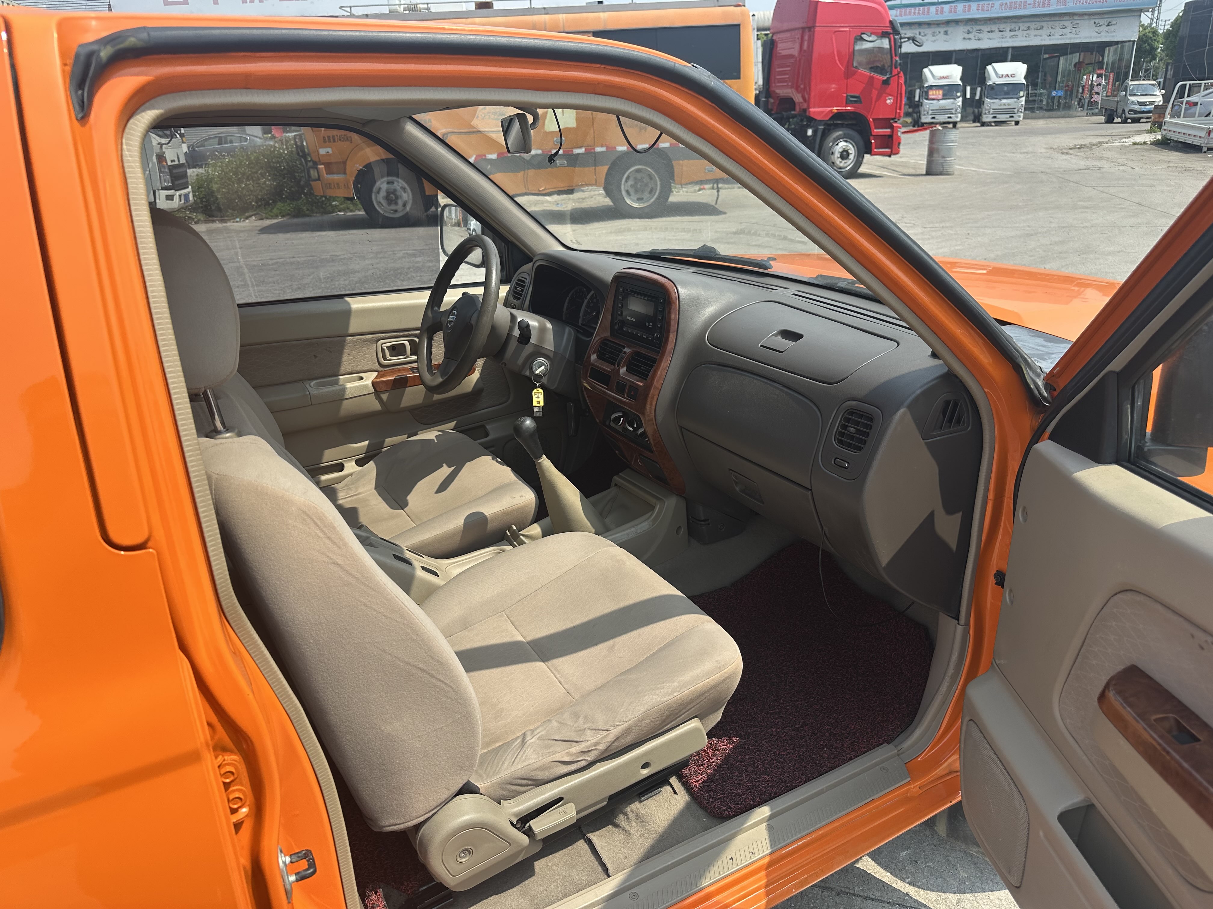 Nissan D22 2016 изображение автомобиля #29