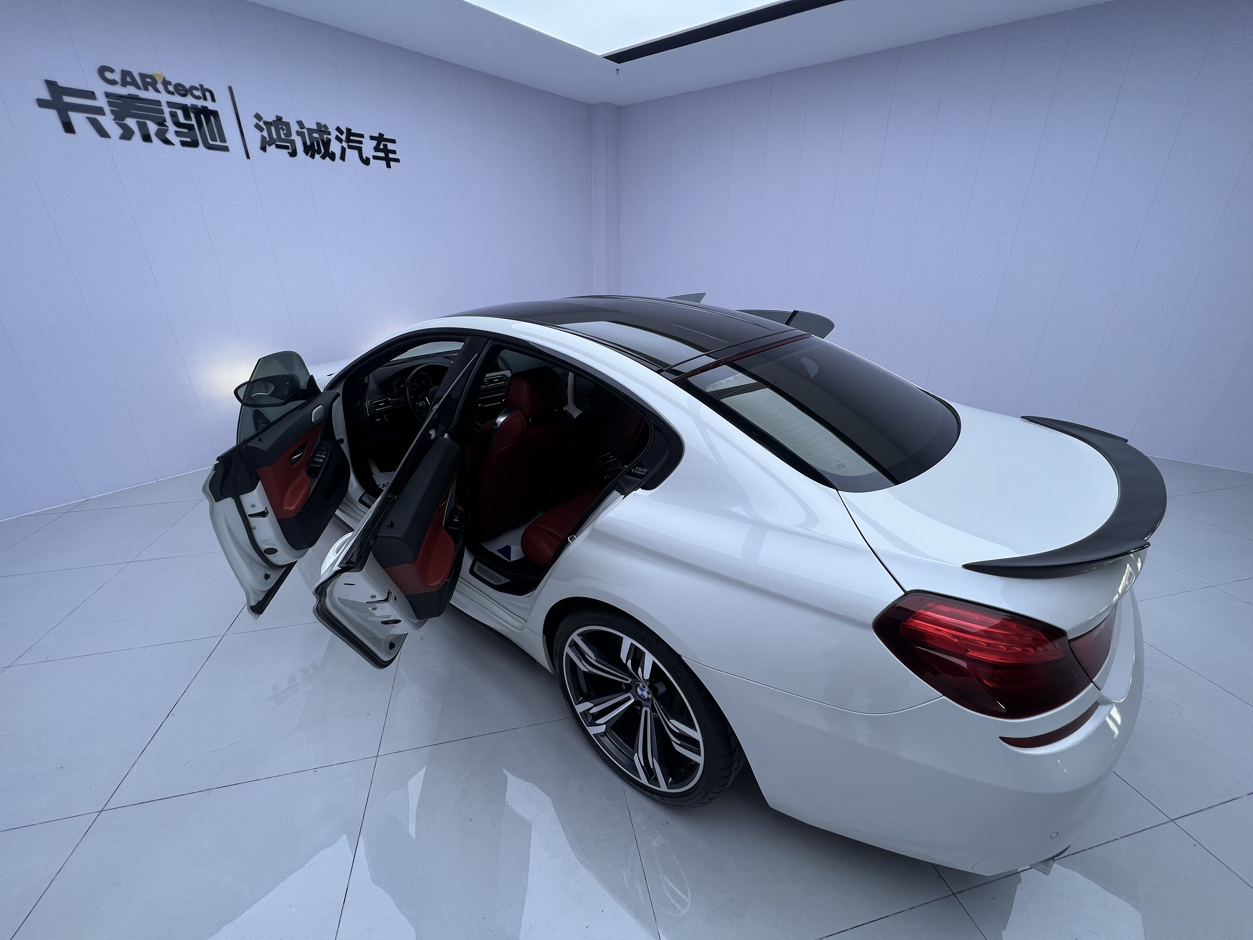 BMW M6 2016 car image #29