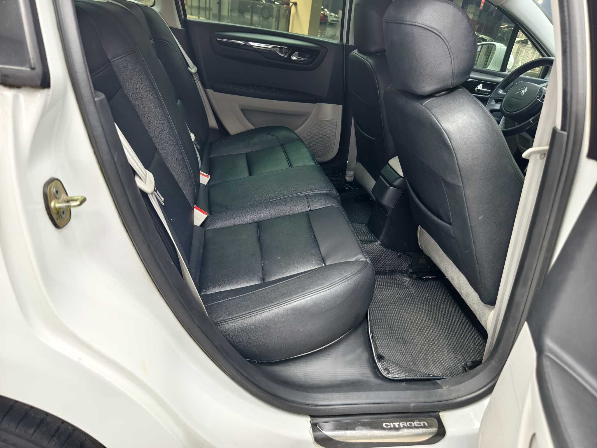 Citroen C-Quatre 2016 car image #29