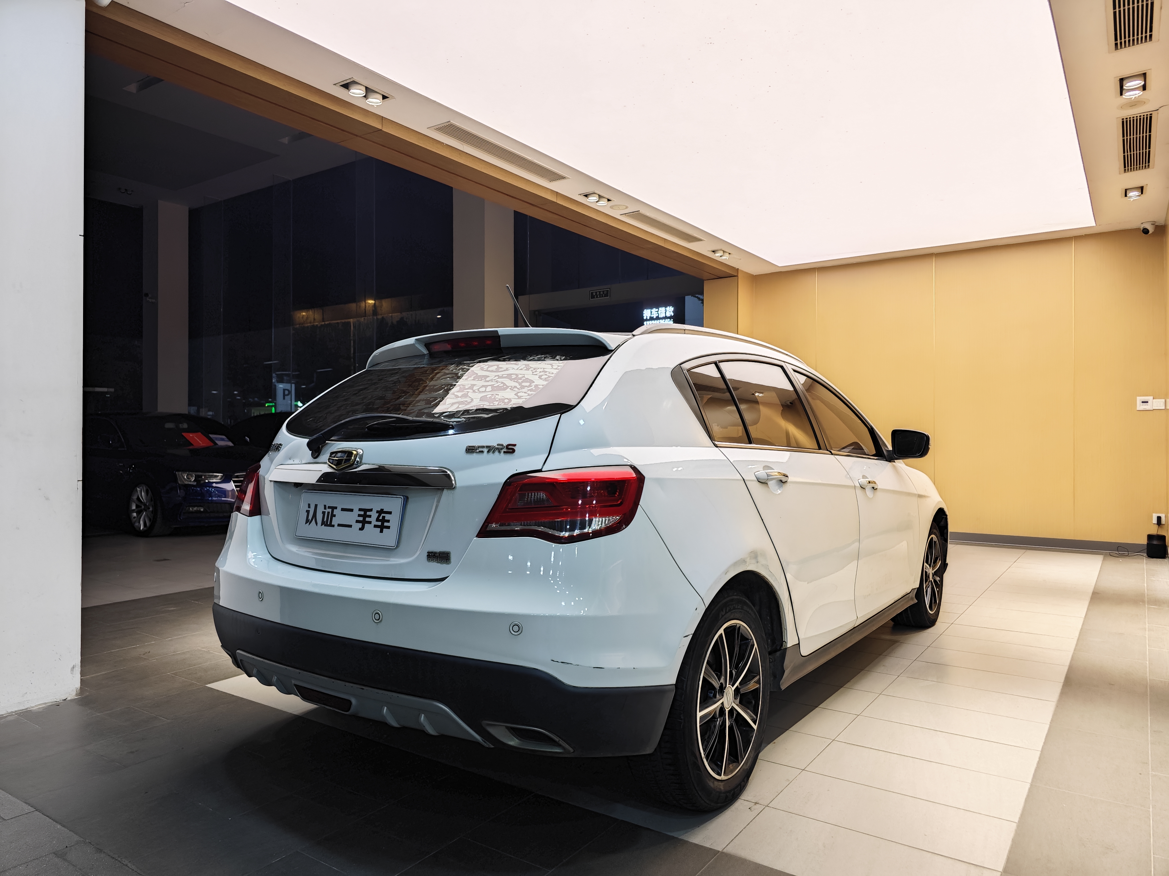 GEELY Emgrand 2016 #29 GEELY Emgrand 2016 car image #29