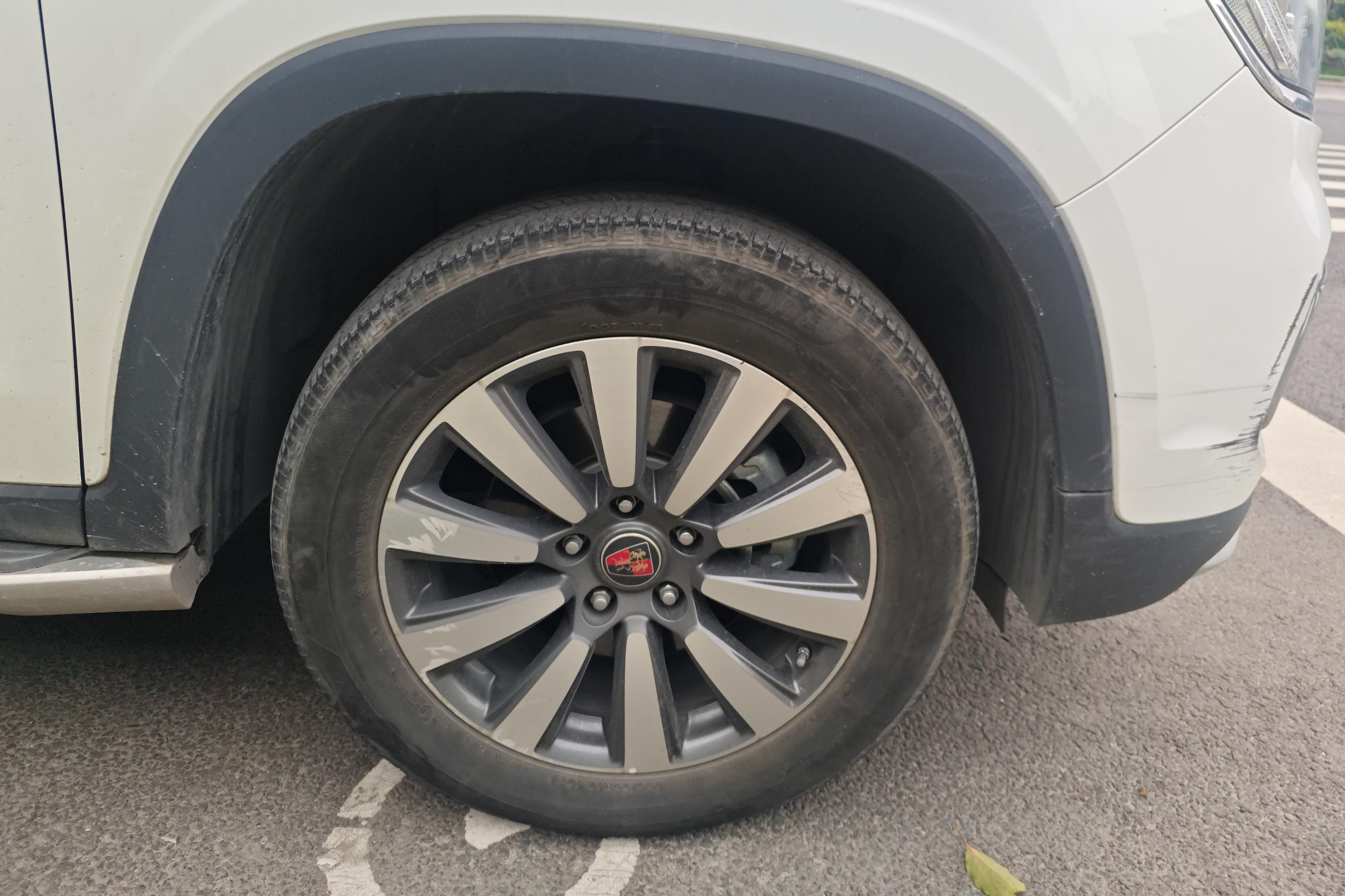 Roewe RX8 2018 изображение автомобиля #29