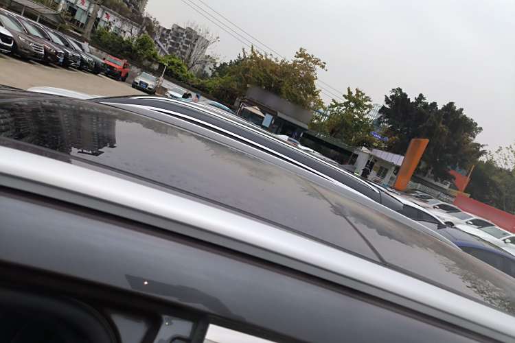 MG Pilot 2022 car image #29