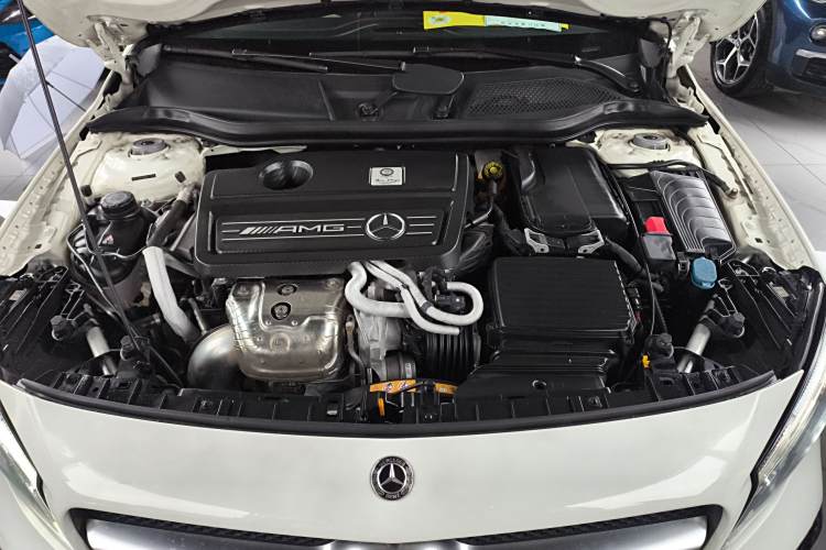 Mercedes-Benz GLA AMG 2019 car image #29