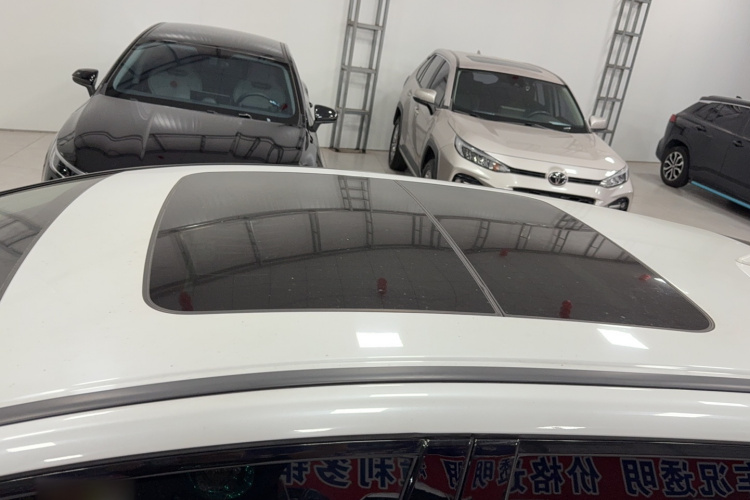 Honda Jade 2017 car image #29