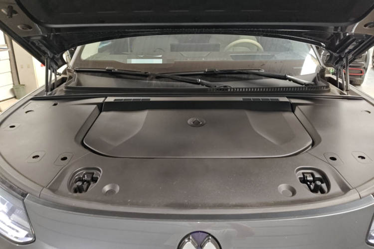 Denza N9 2025 #29 Denza N9 2025 car image #29