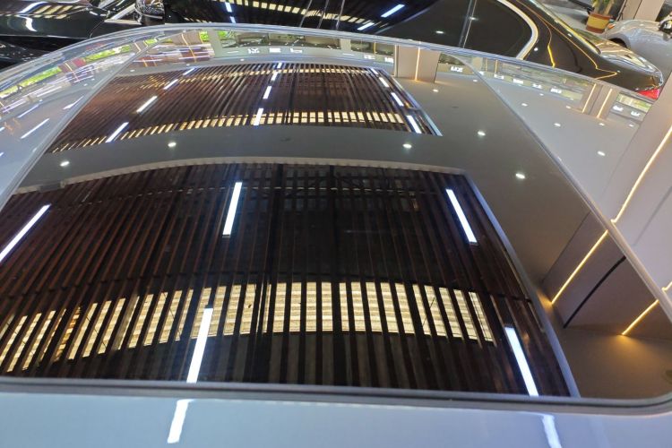 BMW 5 Series (Imported) 2018 #29 BMW 5 Series (Imported) 2018 car image #29