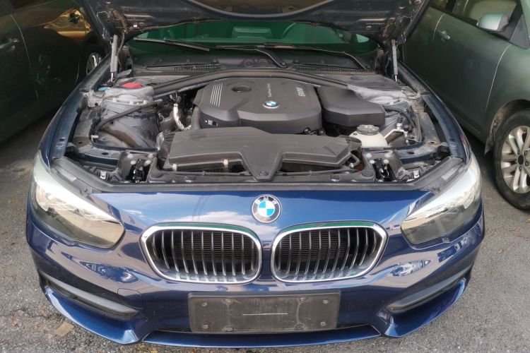 BMW 1 Series (Imported) 2019 #29 BMW 1 Series (Imported) 2019 car image #29