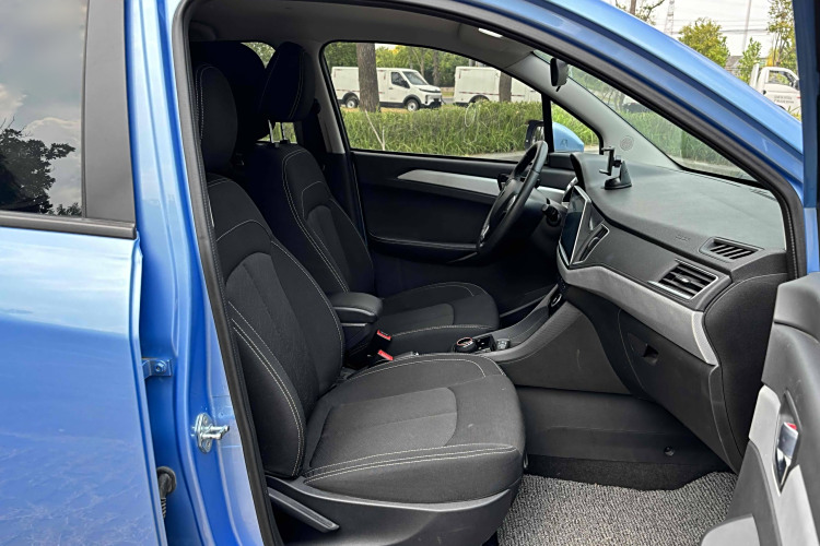 哪吒汽车 哪吒N01 2020 汽车图片 #29