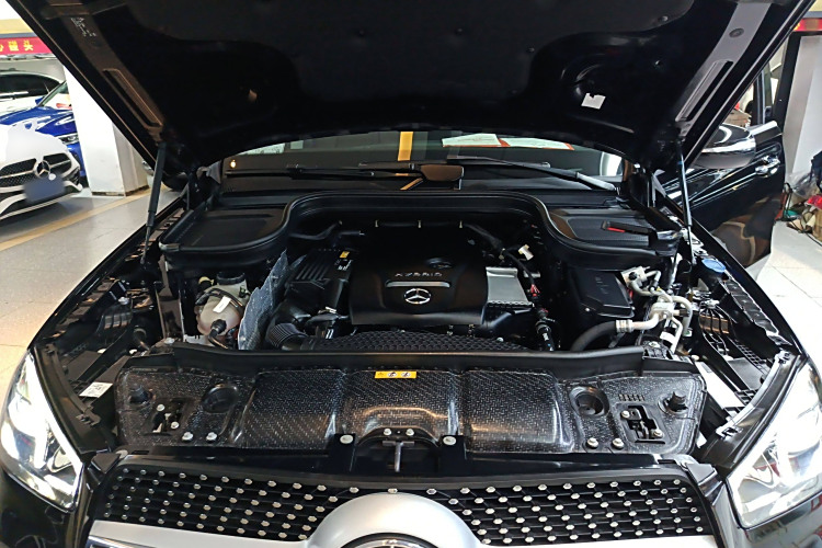 Mercedes-Benz GLE Class New Energy 2022 car image #29