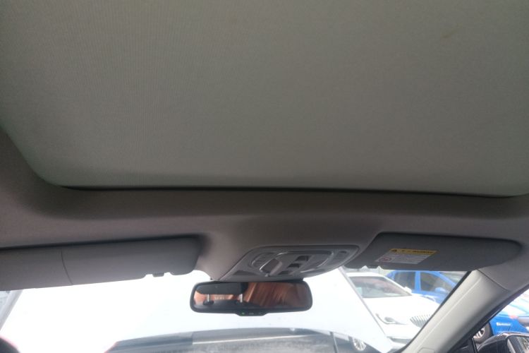 Roewe RX5 New Energy 2021 изображение автомобиля #29