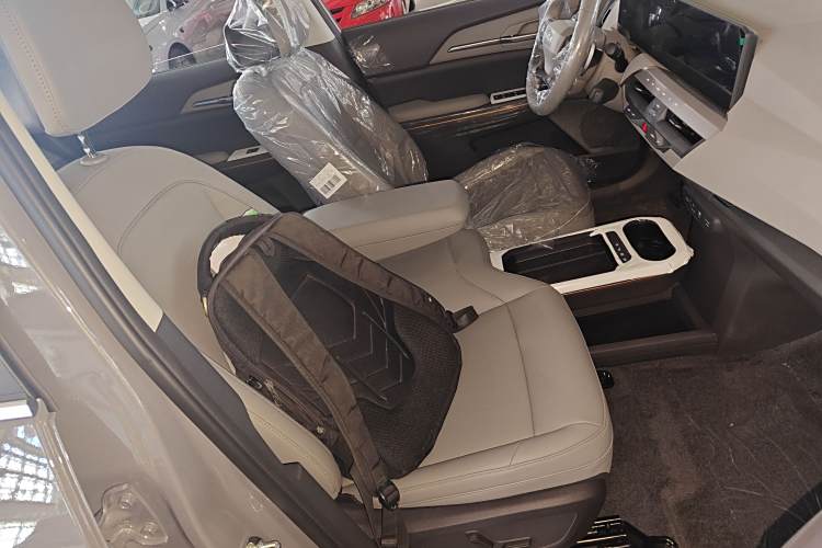 起亚 起亚EV5 2025 汽车图片 #29