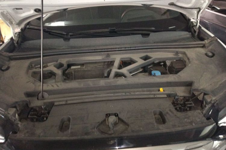 Audi Q5 e-tron 2023 #29 Audi Q5 e-tron 2023 immagine di auto #29