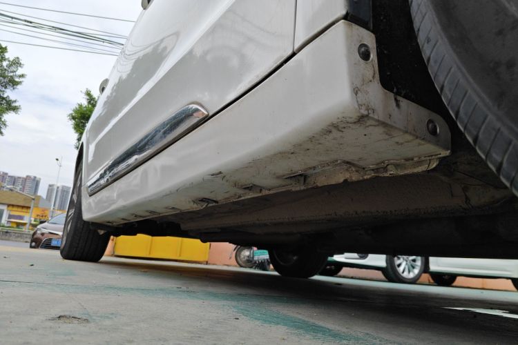 GEELY Ulion 2018 immagine di auto #29