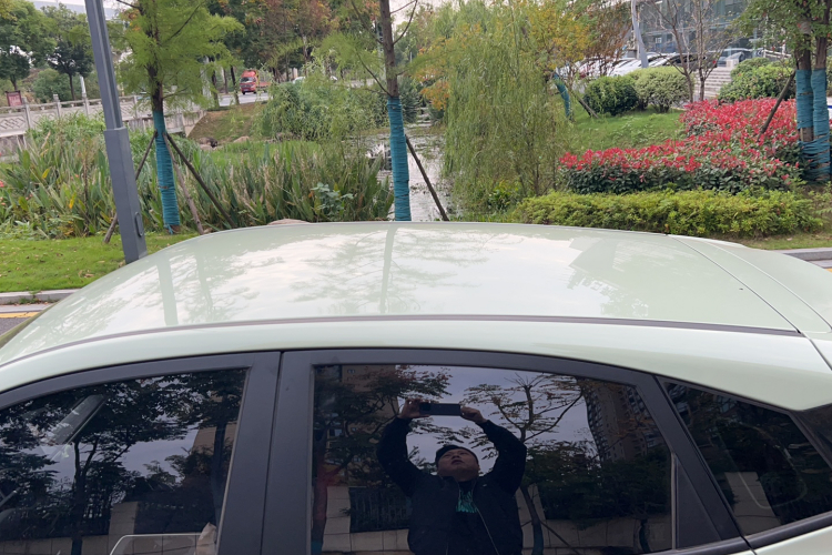 哪吒汽车 哪吒AYA 2023 汽车图片 #29