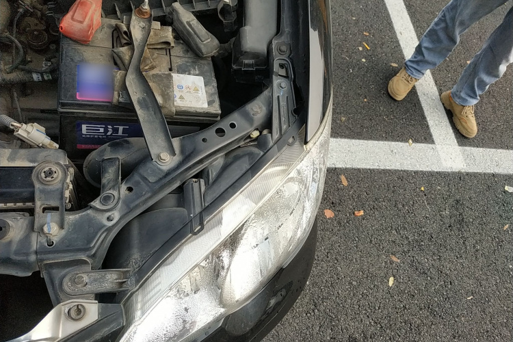 BYD F3R 2018 #29 BYD F3R 2018 car image #29