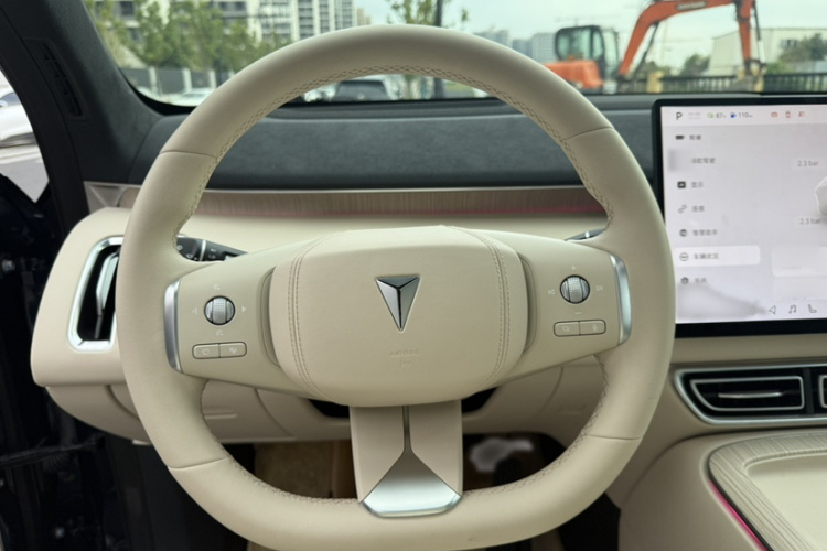 Deepal S09 2025 car image #29