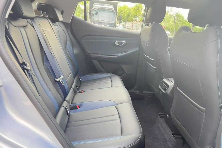 GAC Trumpchi GS3 2025 #29 GAC Trumpchi GS3 2025 car image #29