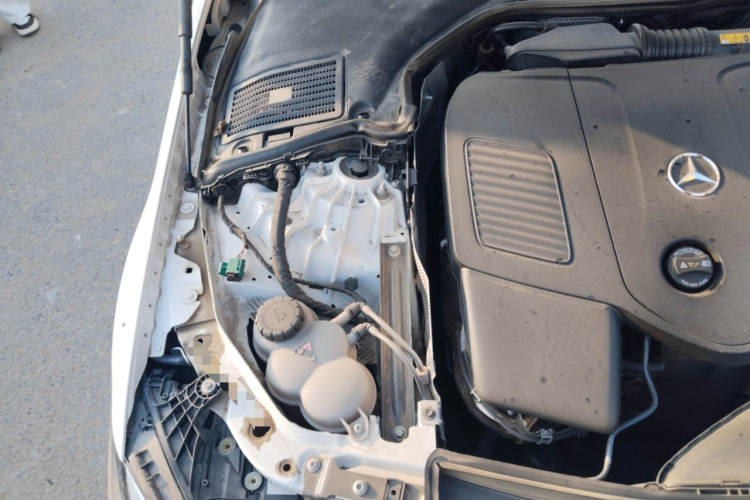 Mercedes-Benz C Class New Energy 2023 #29 Mercedes-Benz C Class New Energy 2023 immagine di auto #29