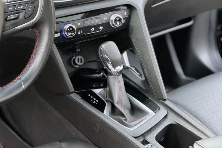 Chevrolet Orlando 2021 car image #29