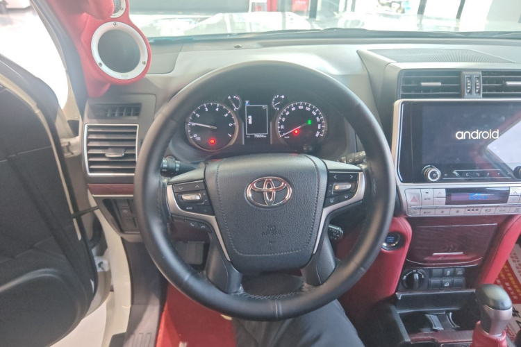 Toyota Land Cruiser Prado 2020 #29 Toyota Land Cruiser Prado 2020 car image #29