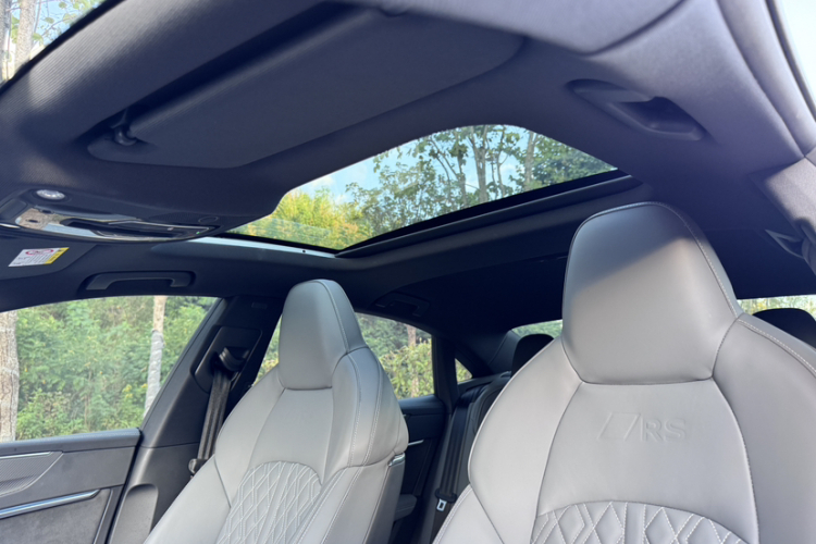 Audi A7L 2024 immagine di auto #29