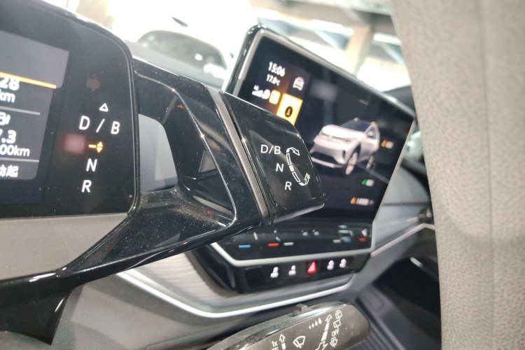 Volkswagen ID.4 Crozz 2023 #29 Volkswagen ID.4 Crozz 2023 car image #29