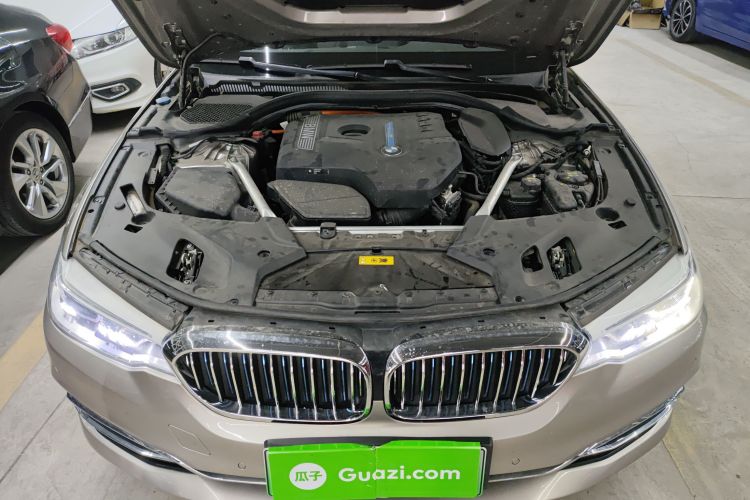 BMW 5 Series New Energy 2019 image de voiture #29