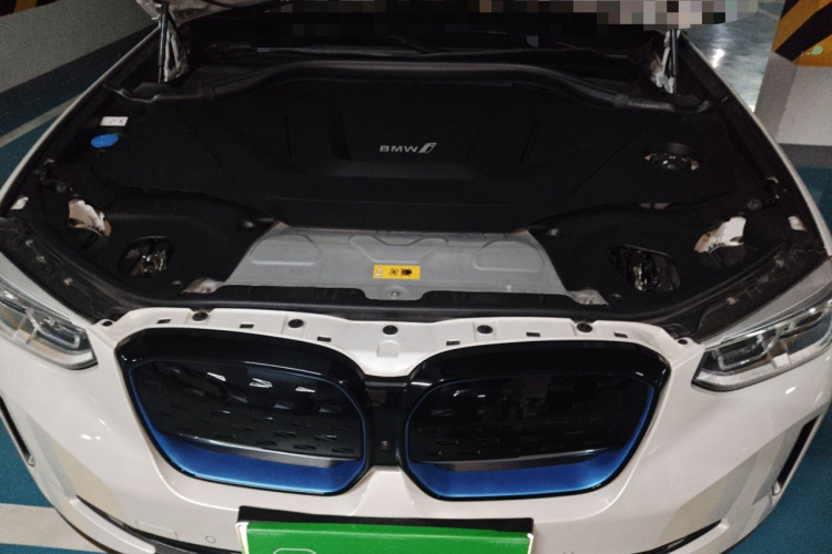 BMW iX3 2020 car image #29