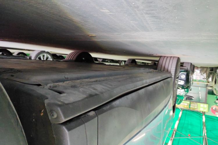 Volkswagen ID.4 X 2022 car image #29