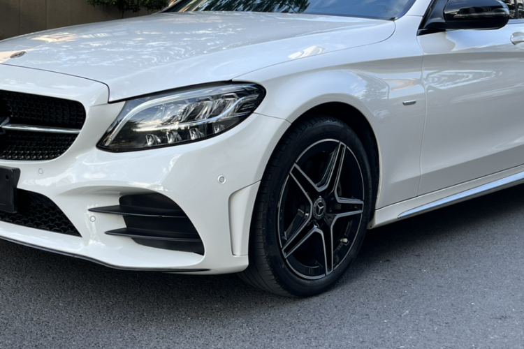 Mercedes-Benz C Class 2021 car image #29