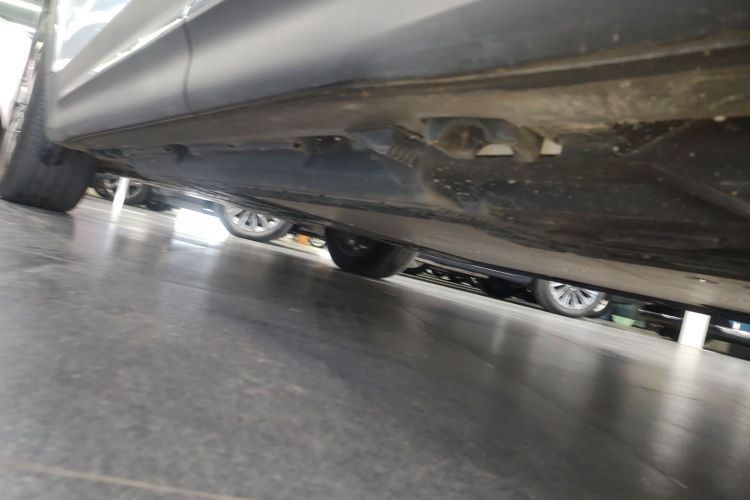 Mercedes-Benz EQB Class 2024 car image #29