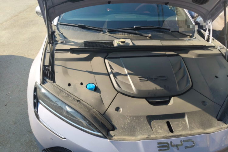 BYD Seal 2024 immagine di auto #29