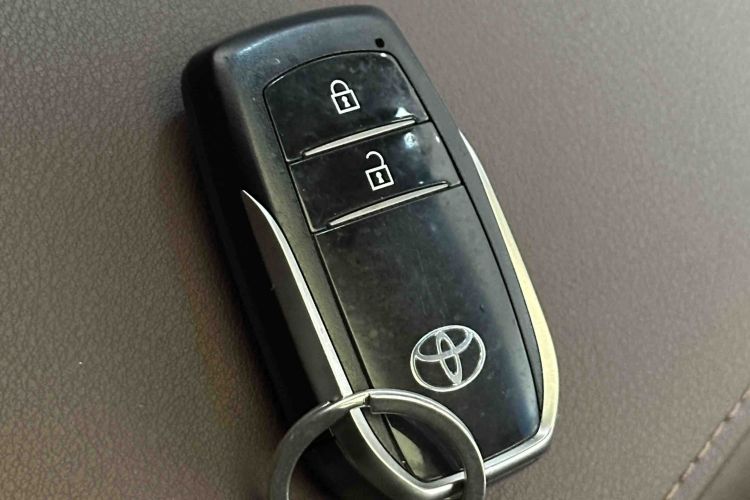 Toyota Harrier 2023 car image #29