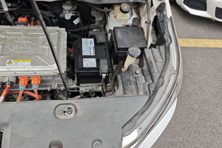 BYD Yuan New Energy 2020 #29 BYD Yuan New Energy 2020 immagine di auto #29