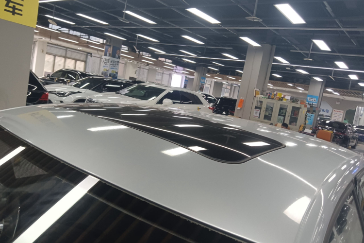 Skoda Rapid 2019 car image #29