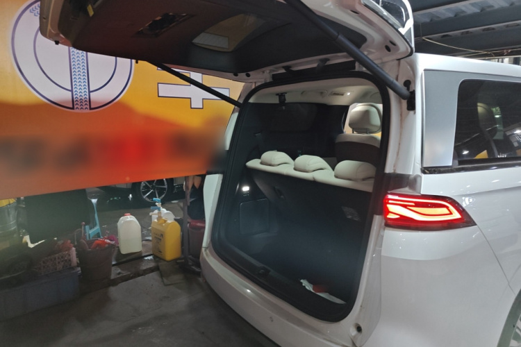 BYD Xia 2025 #29 BYD Xia 2025 immagine di auto #29