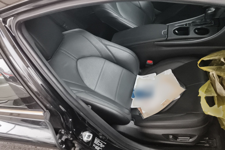 Toyota Avalon 2023 car image #29