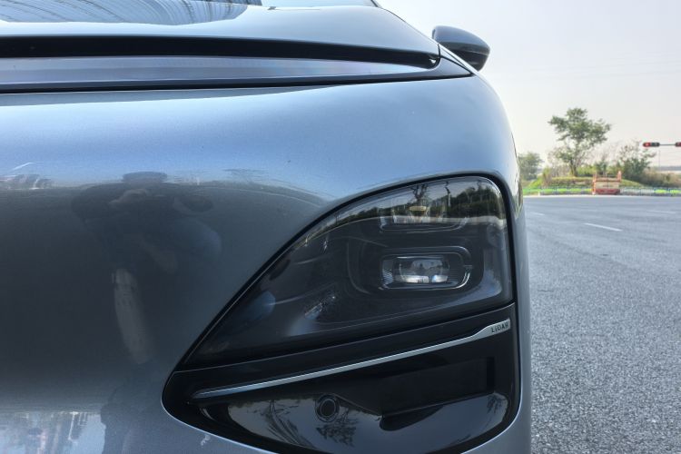 Xpeng G6 2023 صورة سيارة #29