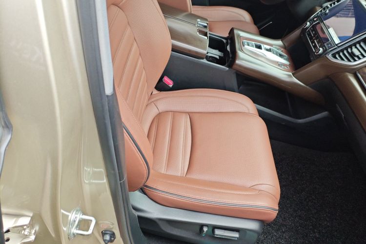 Honda UR-V 2018 immagine di auto #29