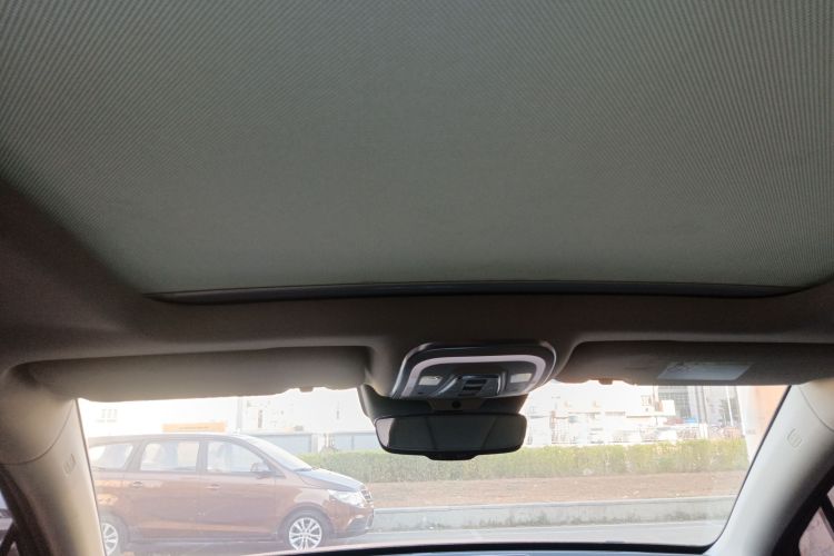 BYD Tang New Energy 2018 #29 BYD Tang New Energy 2018 immagine di auto #29