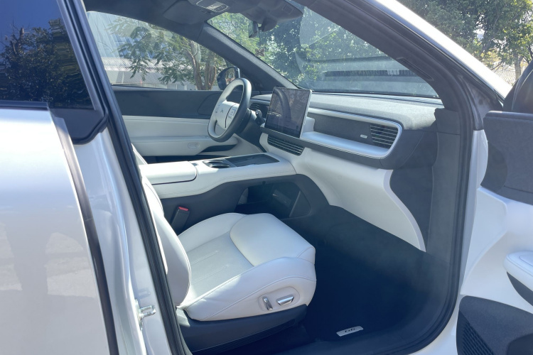 Xpeng G6 2024 immagine di auto #29