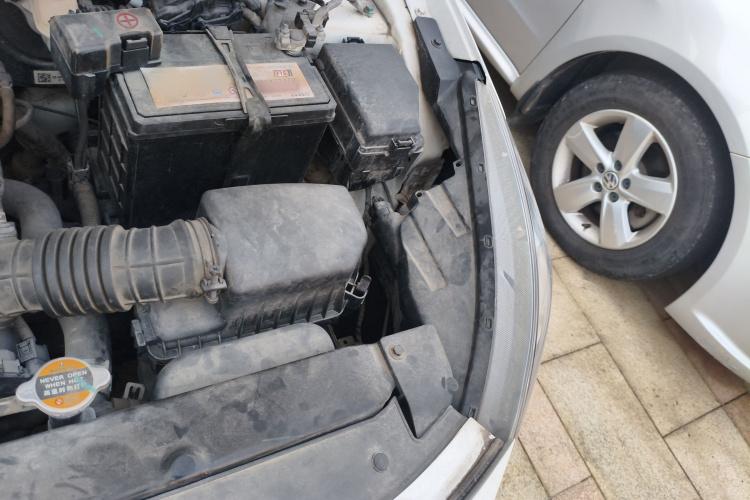 Hyundai Reina 2018 #29 Hyundai Reina 2018 car image #29