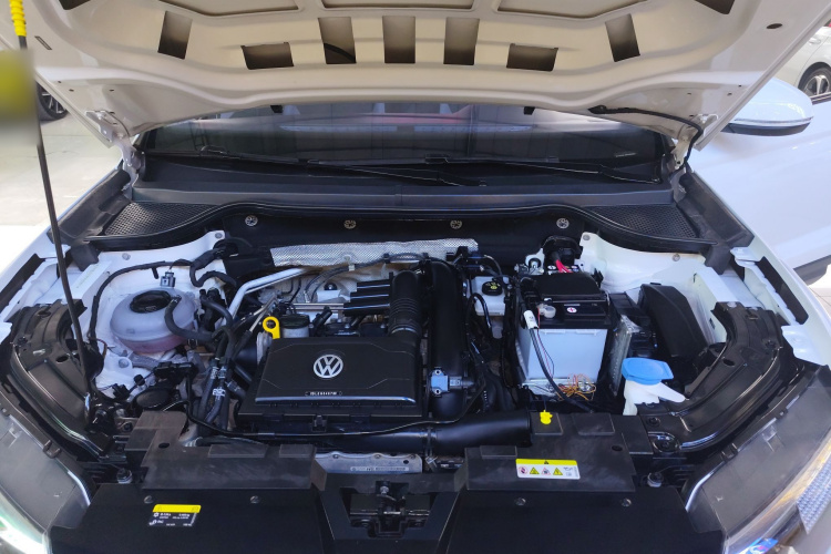 VS5 2023 car image #29