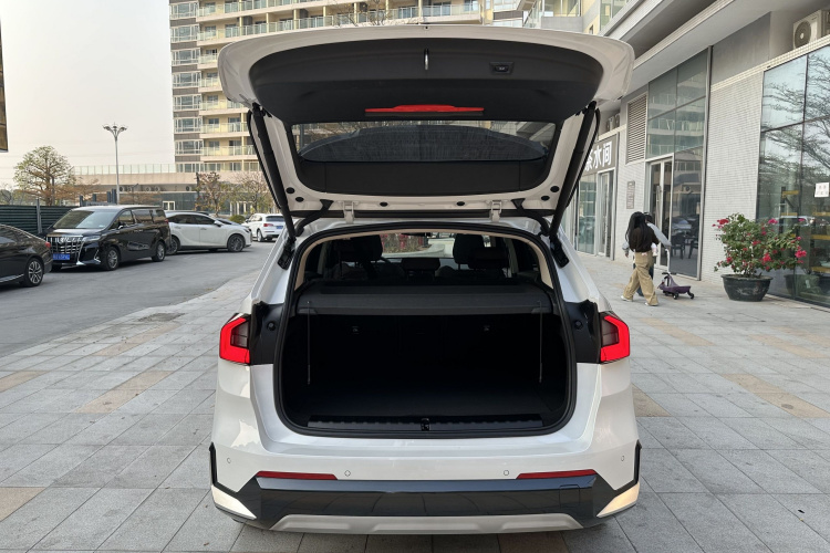 BMW iX1 2024 صورة سيارة #29