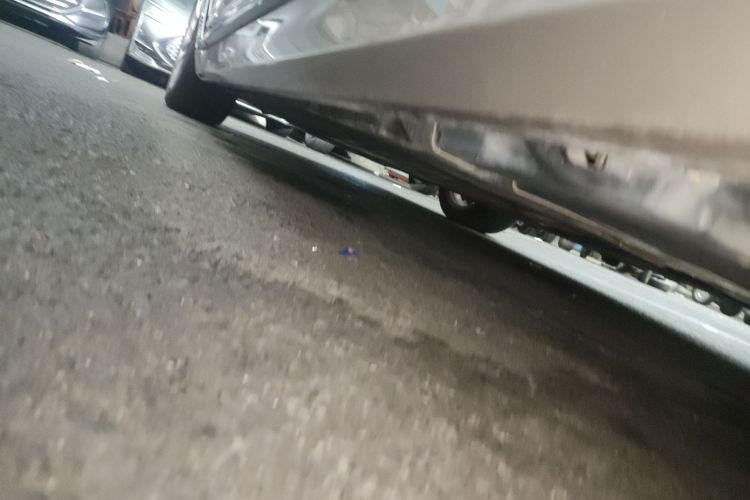 BMW 7 Series 2018 car image #29