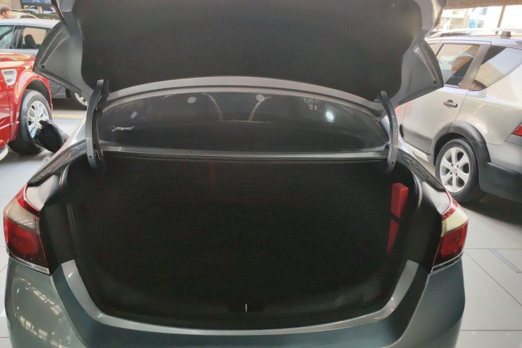 Chevrolet Cruze 2015 #29 Chevrolet Cruze 2015 immagine di auto #29