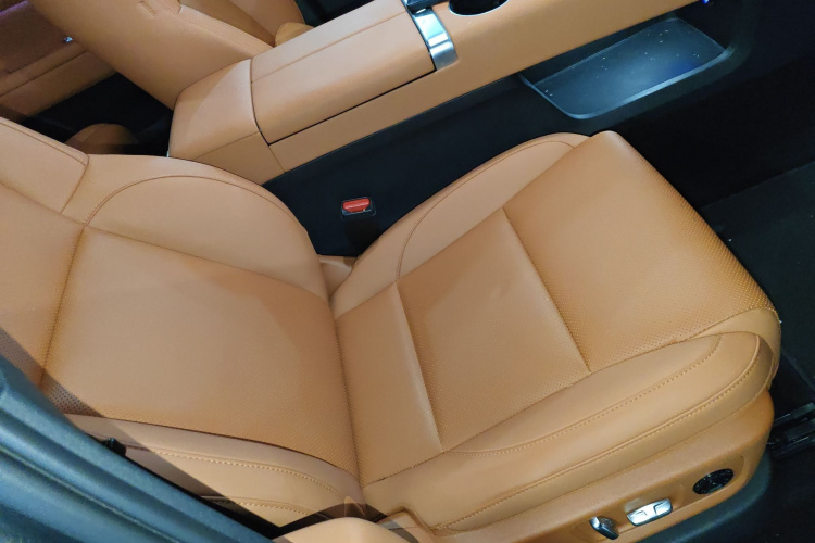 Li L6 2024 imagem de carro #29