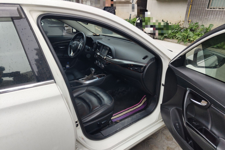 GAC Trumpchi GA6 2015 #29 GAC Trumpchi GA6 2015 car image #29