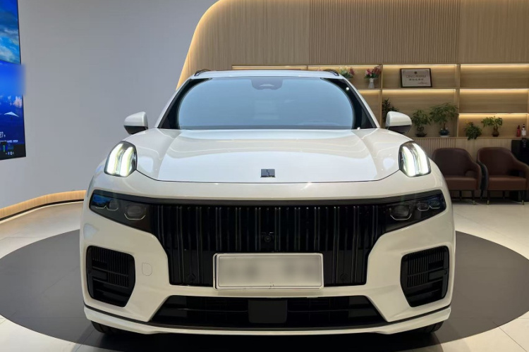 Lynk & Co 09 2022 car image #29