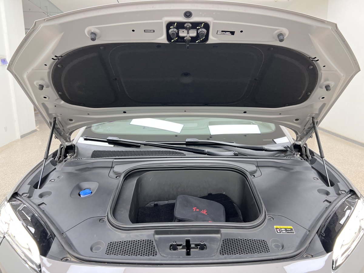 HongQi EH7 2024 #29 HongQi EH7 2024 car image #29